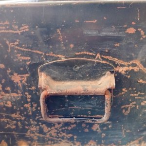 Caja de Herramientas Metálica con Doble Cerradura y Llaves - imagen 2