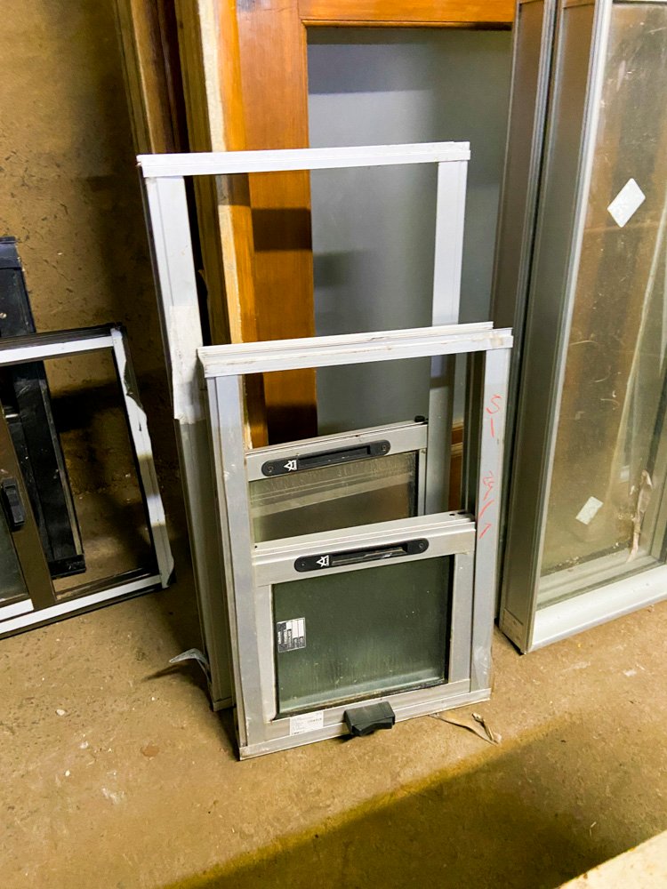 Item 499840 - Image 0