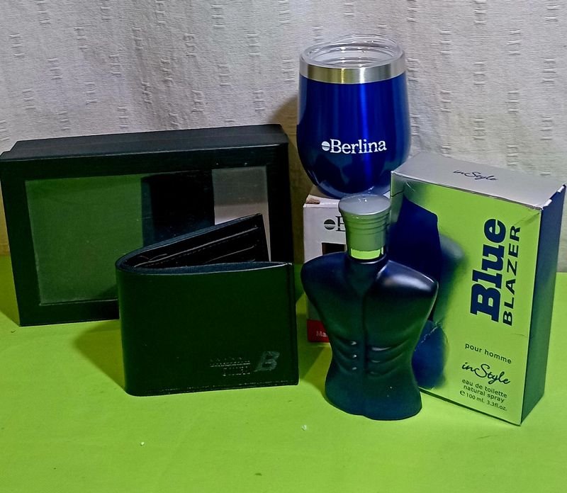 Billetera de cuero negra, perfume Blue Blazer y mate de acero Berlina