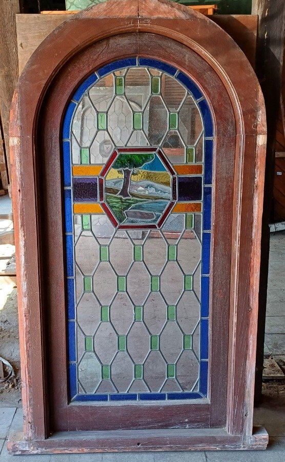 Ventana antigua con vitraux en excelente estado - imagen 9