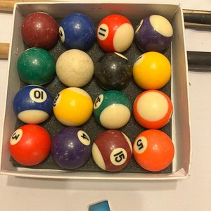 Lote de un kit de accesorios para jugar al POOL - imagen 4