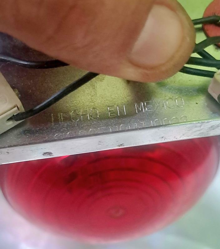 Item 876218 - Image 3