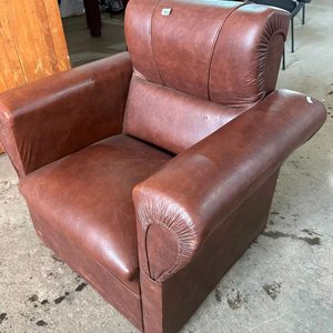 Sillón Individual Marrón de Cuero Sintético - imagen 2