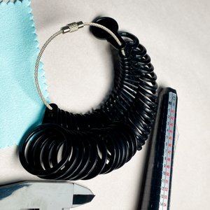 Set de Joyería: Anillos, Mandril, Lupa y Calibrador - imagen 2