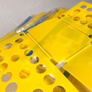 Nueve Organizadores de Ropa Amarillos para Planchar - imagen 3