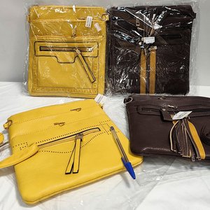 Lote de 4 Carteras de Dama Tipo Morral en Eco Cuero - imagen 2