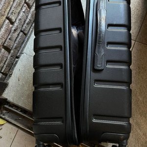 Valija Rígida Negra Seanshow con Detalles - imagen 4