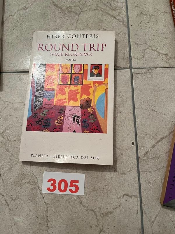 Libro "Round Trip (Viaje Regresivo)" de Hiber Conteris - Edición Planeta 1998