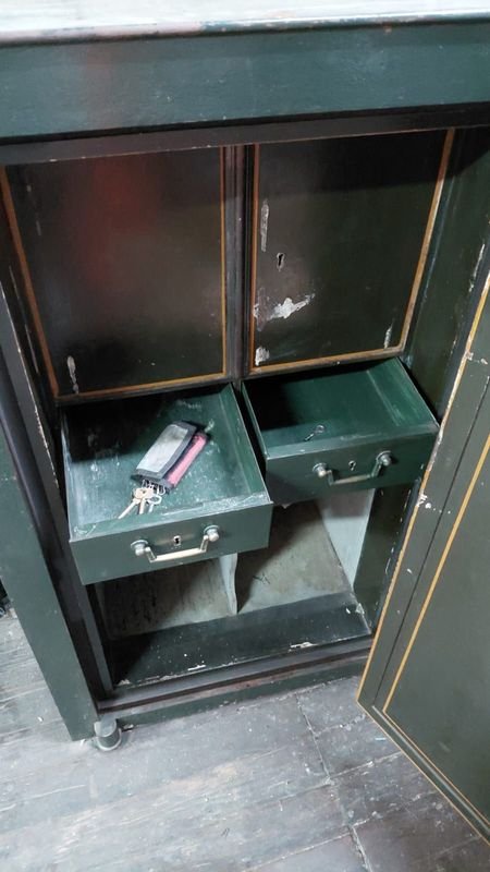 Caja fuerte segura y resistente - imagen 4