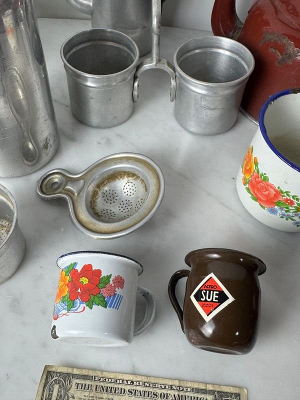 Lote de piezas en aluminio y esmaltadas para decoración - imagen 3