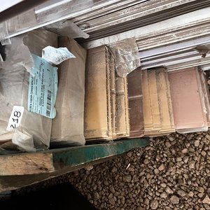 Lote siguiente: Cielorraso de PVC Marrón 6 Metros x 20 cm (Aprox. 70-80 Unidades)