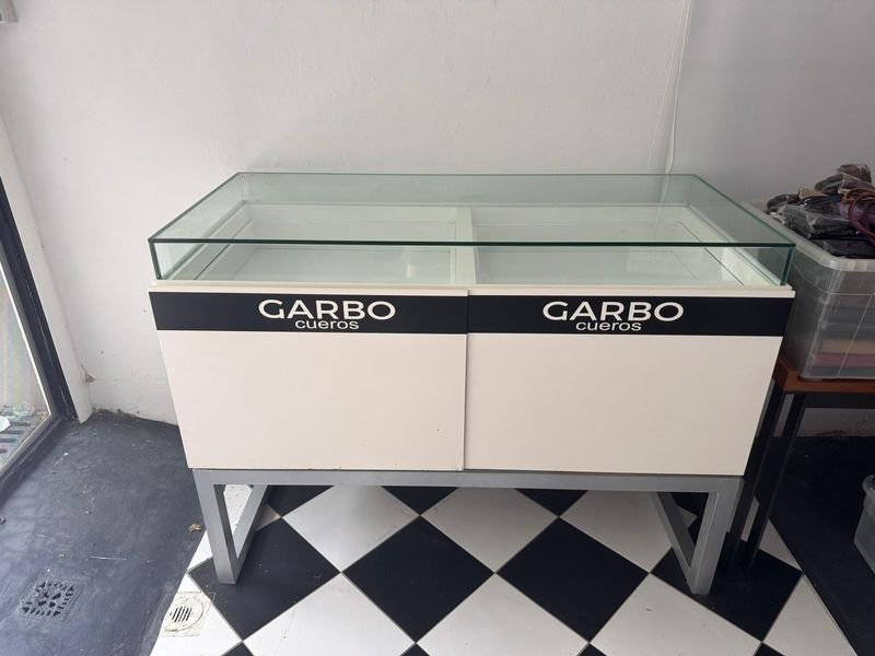 Item 829225 - Image 0