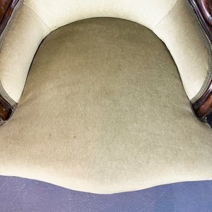 Par de Sillones Victorianos de Caoba con Tapizado de Pana Verde - imagen 3