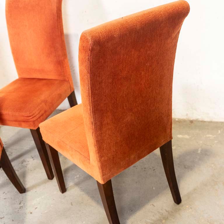 Sillas tapizadas en pana con patas de madera - imagen 3