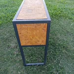 Mueble de Hierro y OSB con Patas Metálicas - imagen 2