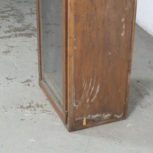 Mueble Estante Antiguo Enchapado en Roble con Puerta de Vidrio - imagen 3
