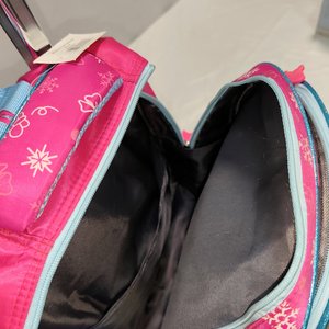 Mochila Carro Infantil con Cartuchera Diseño Sirena 3D Nueva - imagen 5