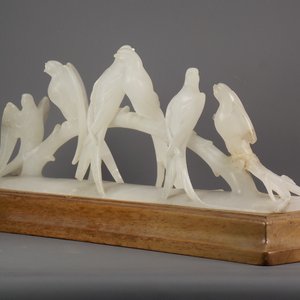 Escultura de Alabastro con 6 Pájaros sobre Rama y Base de Madera - imagen 5