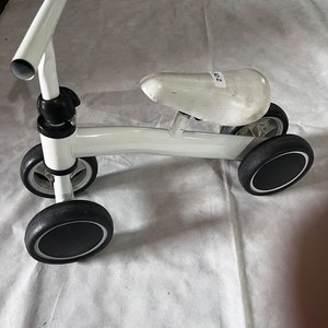 Lote anterior: Bicicleta de Equilibrio Infantil Blanca
