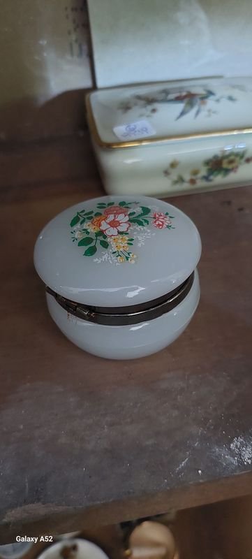 Item 876948 - Image 1