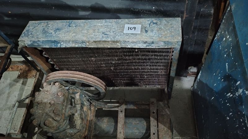 Motor de máquina de frío en mal estado - imagen 2