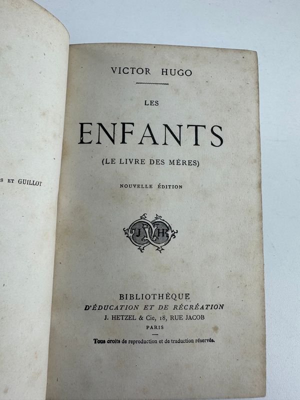 Libro clásico de Victor Hugo - Los niños (El libro de las madres) - imagen 3