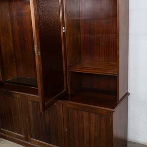Mueble Modular de Madera Oscura con Siete Puertas y Vidrio Fantasía - imagen 3
