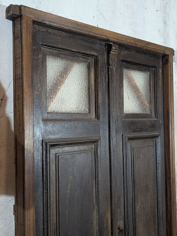 Puerta antigua de frente doble hoja y marco en cedro - imagen 3