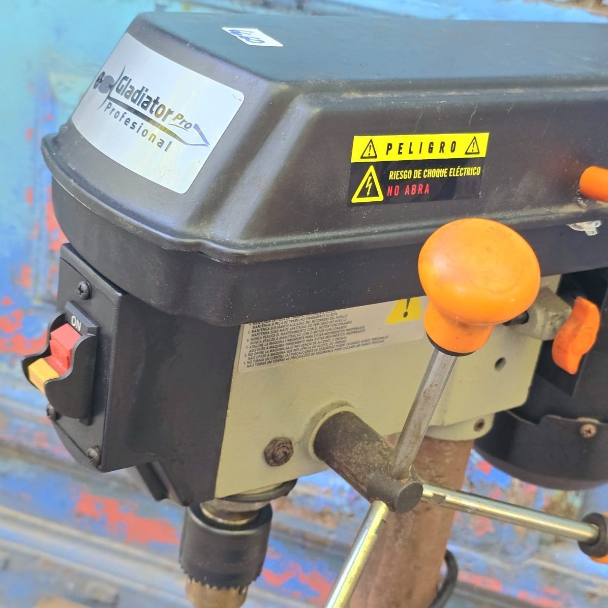 Item lote-09-taladro-de-mesa-gladiator - Image 4