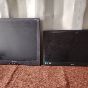Dos Monitores ViewSonic y AOC para Computadora - imagen 2