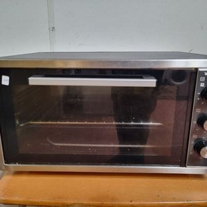 Lote siguiente: Horno Eléctrico James HJTI-45 de 45 Litros - Plateado y Negro