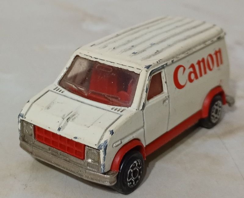 Camioneta a escala MAJORETTE con publicidad de Canon - imagen 2