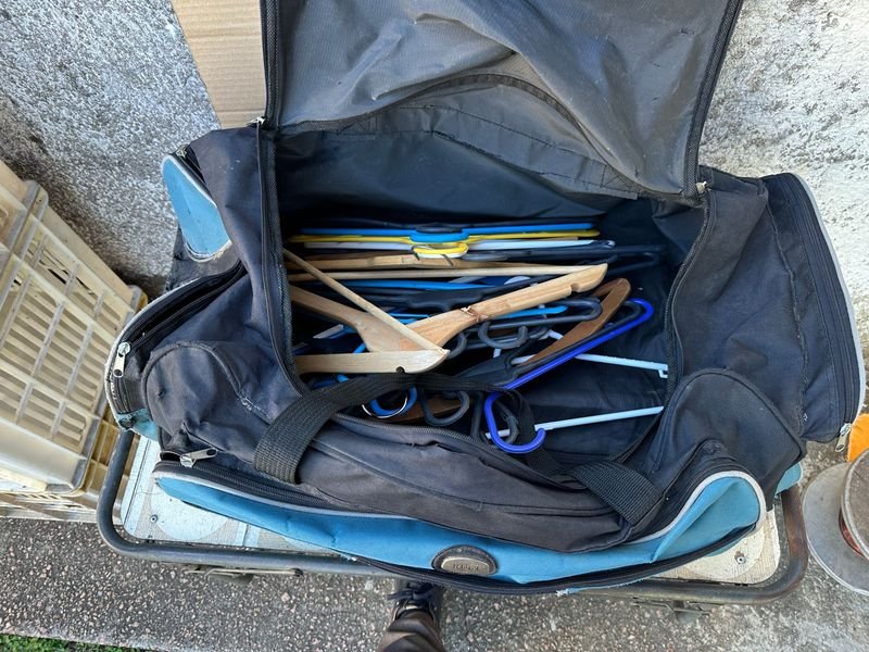 Bolsos y perchas de almacenamiento