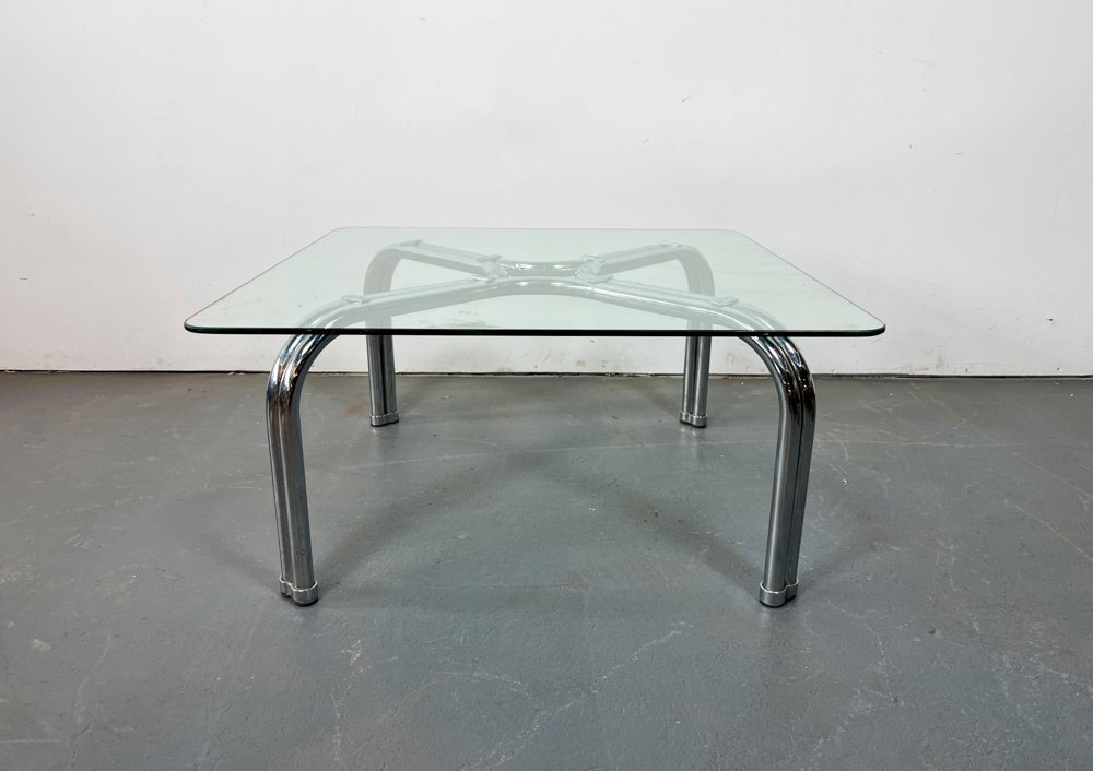 Mesa de Centro Tubular Cromada con Tapa de Cristal
