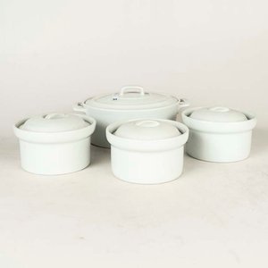 Lote siguiente: Set de 4 Piezas de Porcelana Blanca para Cocina: Guisera y Recipientes