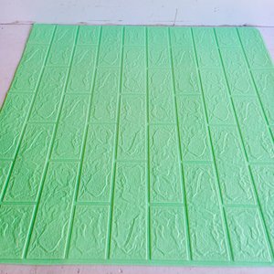 Lote siguiente: 40 Placas Decorativas 70x77 cm Color Verde