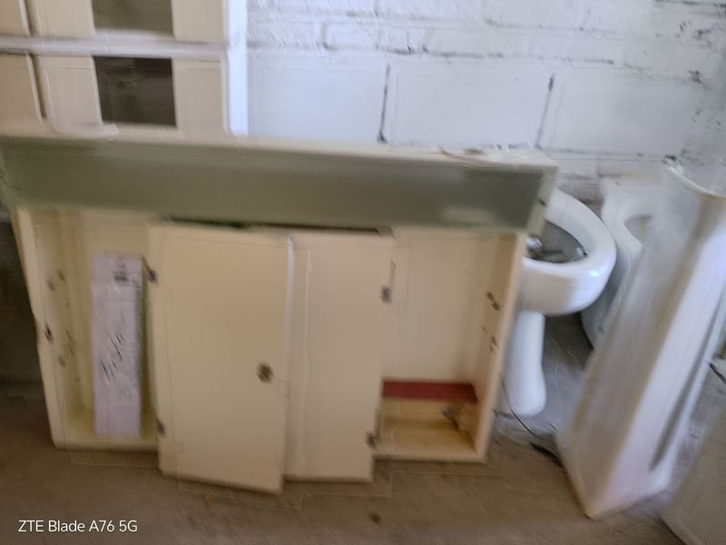 Item 900611 - Image 3