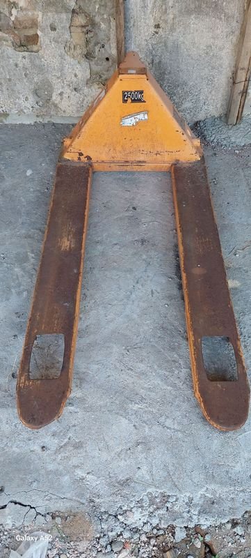 Item 848179 - Image 0