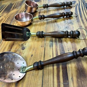 Juego de Utensilios de Cocina de Cobre y Madera - imagen 3