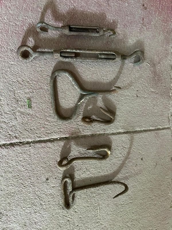 Ganchos Carniceros y Tensores de Metal - imagen 2