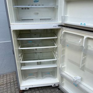Heladera James Frío Seco con Freezer - imagen 7
