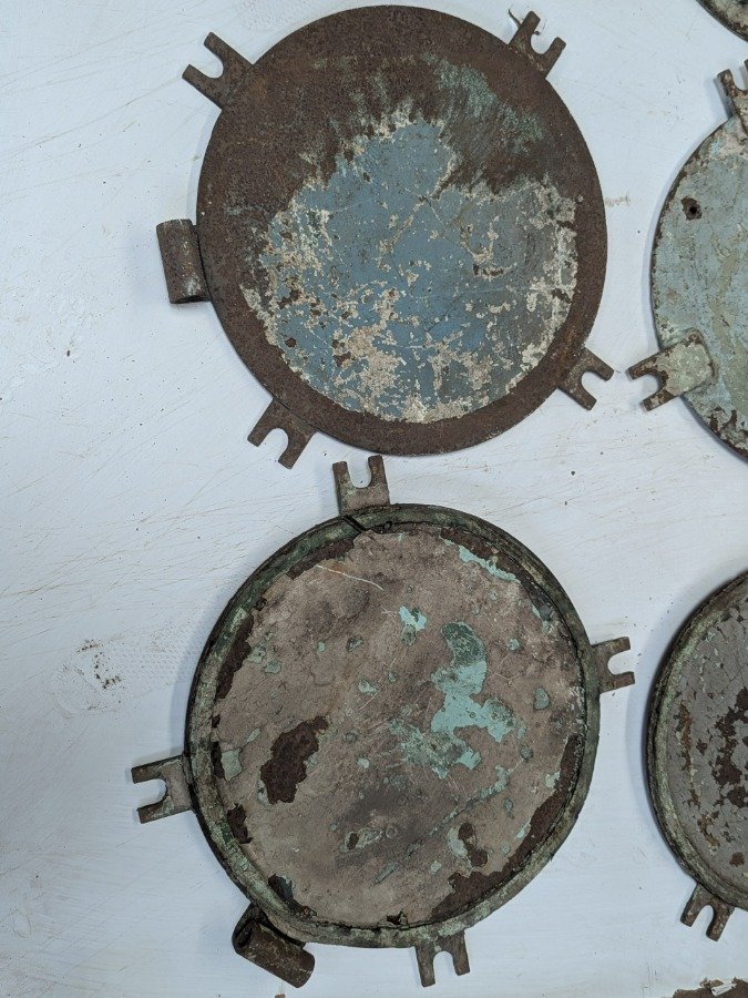 Lotes de tapas para ojo de buey en hierro - imagen 8