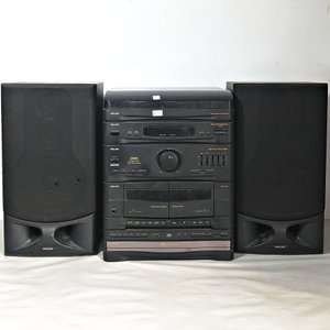 Lote siguiente: Equipo de Audio Philips AS655/21 con Tocadiscos y Dos Parlantes