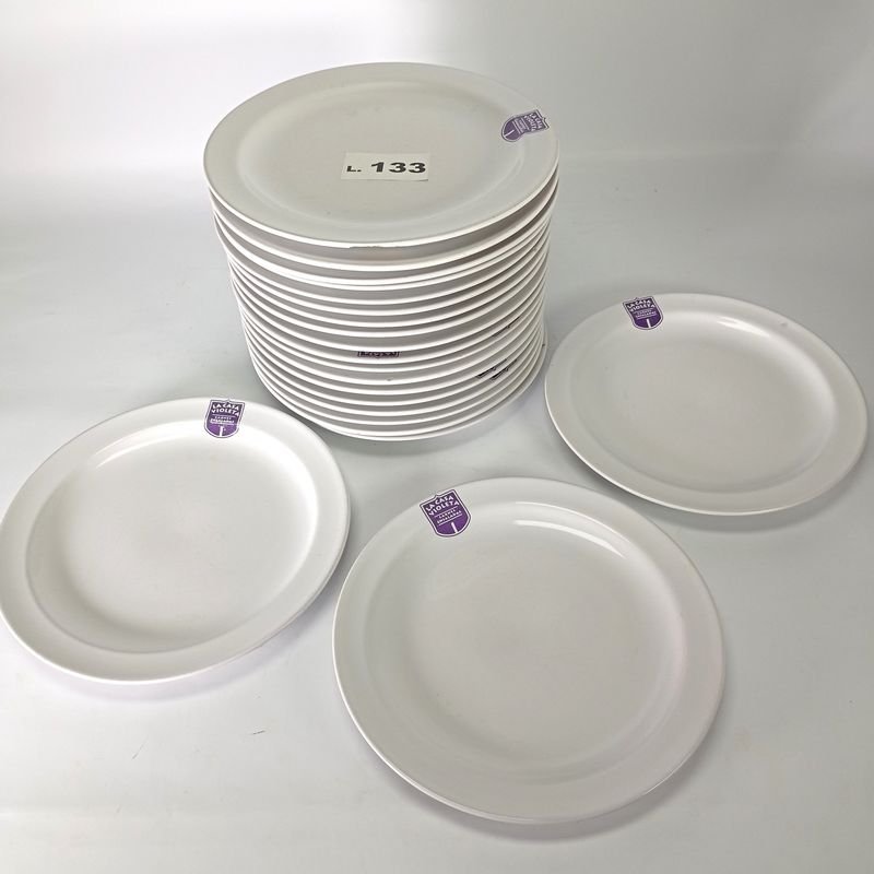 Lote anterior: Platos de porcelana Olmos con publicidad de La Casa Violeta