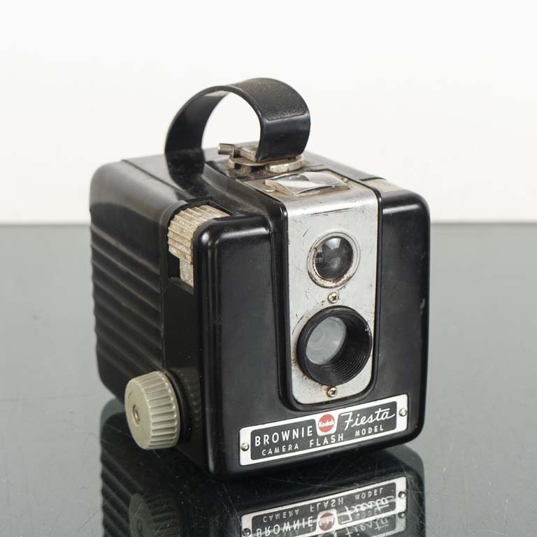 Cámara de fotos vintage Kodak Brownie Fiesta en buen estado
