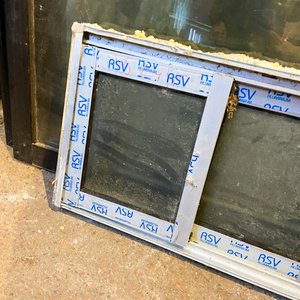 Ventana Corrediza de Aluminio y Vidrio 60x40 cm - imagen 3