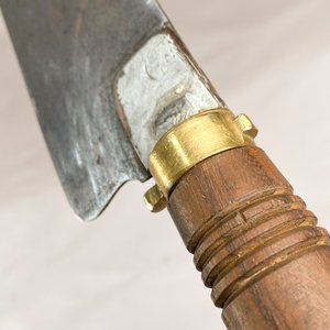 Cuchilla Antigua con Cabo de Madera y Bronce, Hoja de 30 cm - imagen 3