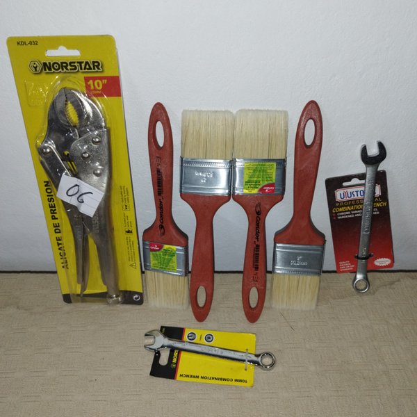 Cuatro pinceles de alta calidad marca Cóndor