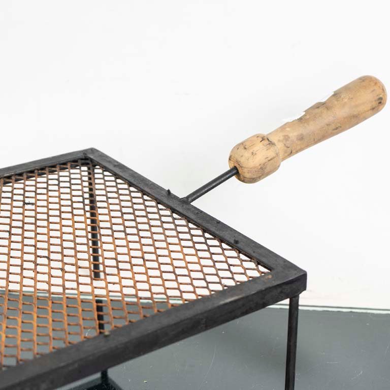 Parrilla de hierro y mango de madera para exterior - imagen 2