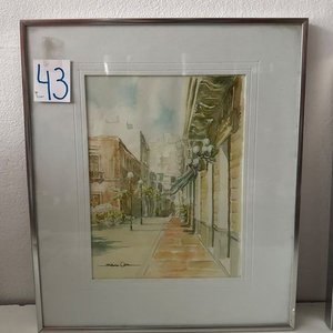Lote anterior: Dos Cuadros con Marco de Aluminio y Vidrio: Paisaje Urbano y Retrato Abstracto